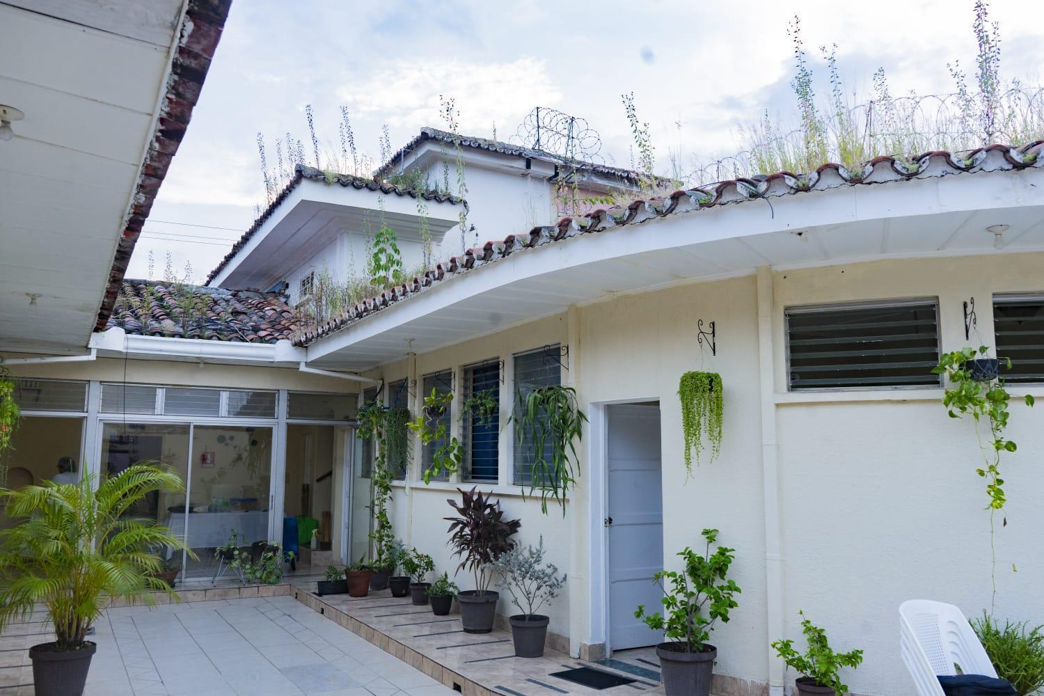 Hostal Casa Luna Santa Ana Zewnętrze zdjęcie