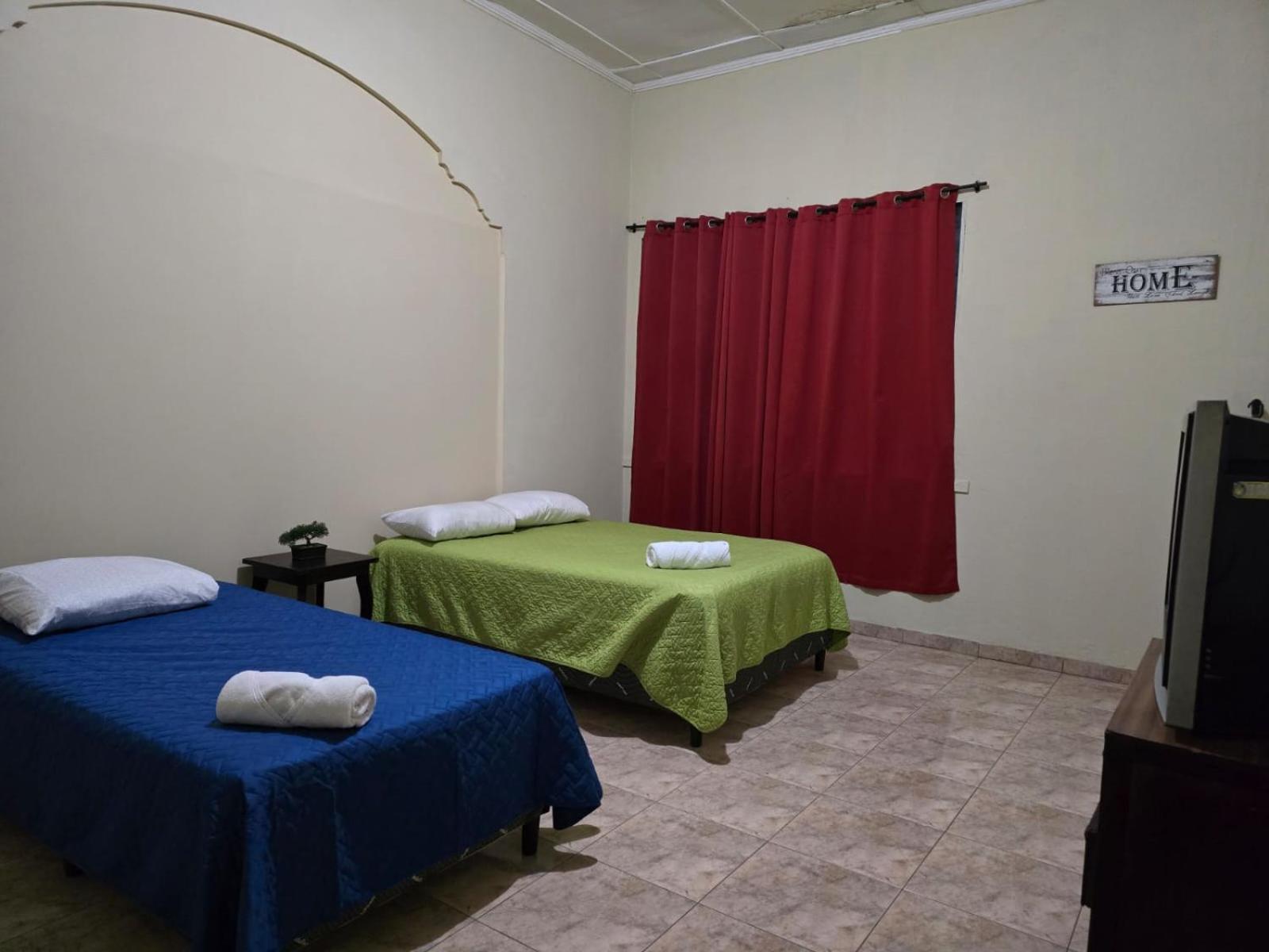 Hostal Casa Luna Santa Ana Zewnętrze zdjęcie